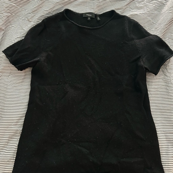 Theory Classic Black Cashmere Sweater - Picture 1 of 1